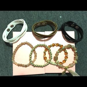 2 sets bracelets
